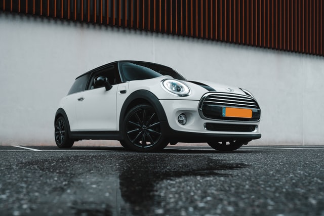 The Pros and Cons of Owning a MINI Cooper - AxleAddict