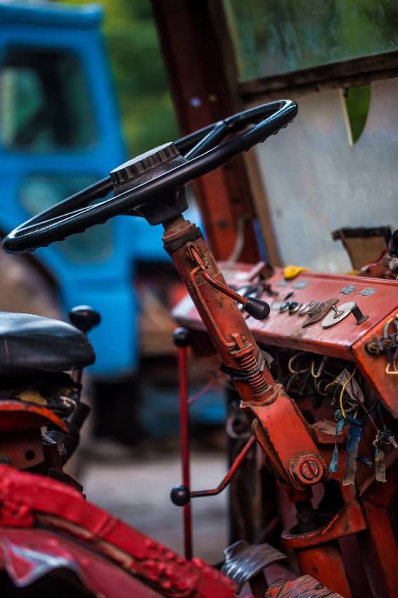 tractor repair center