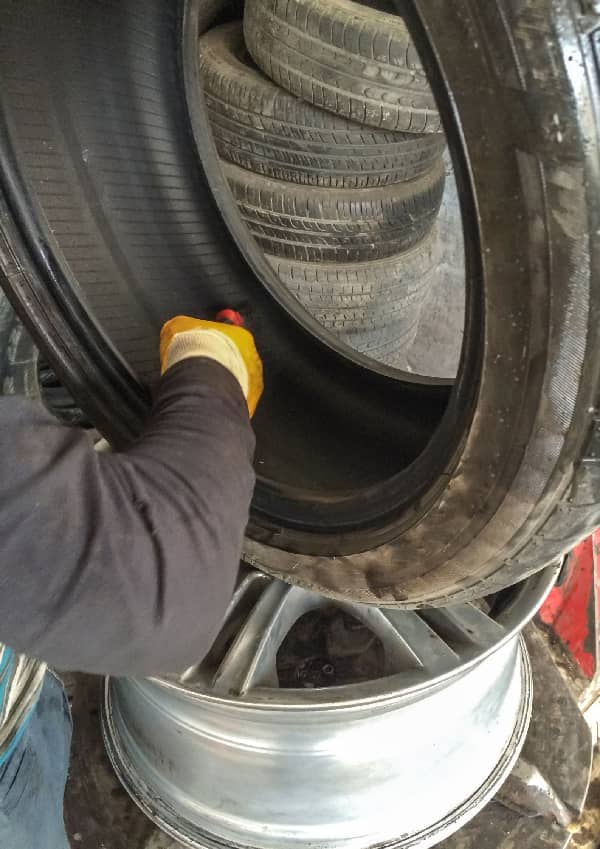 truck tire repair center