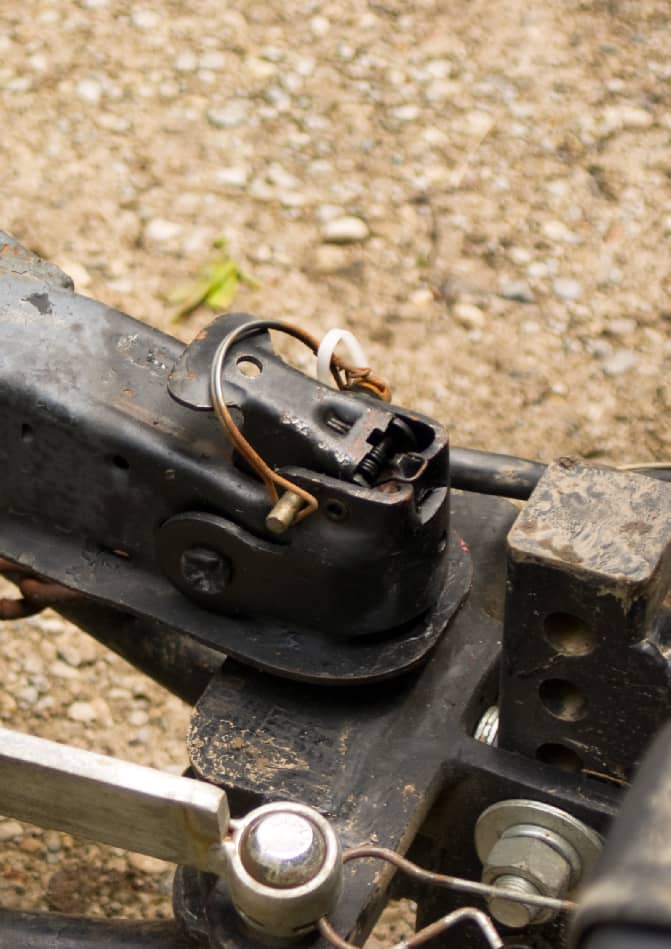 Trailer hitch installation service