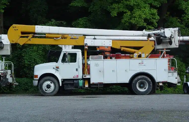 Bucket truck