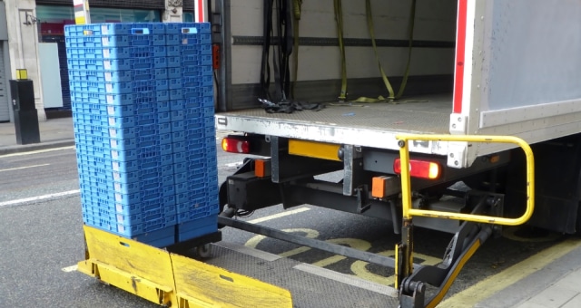 liftgate-repair-gallery-1.jpg