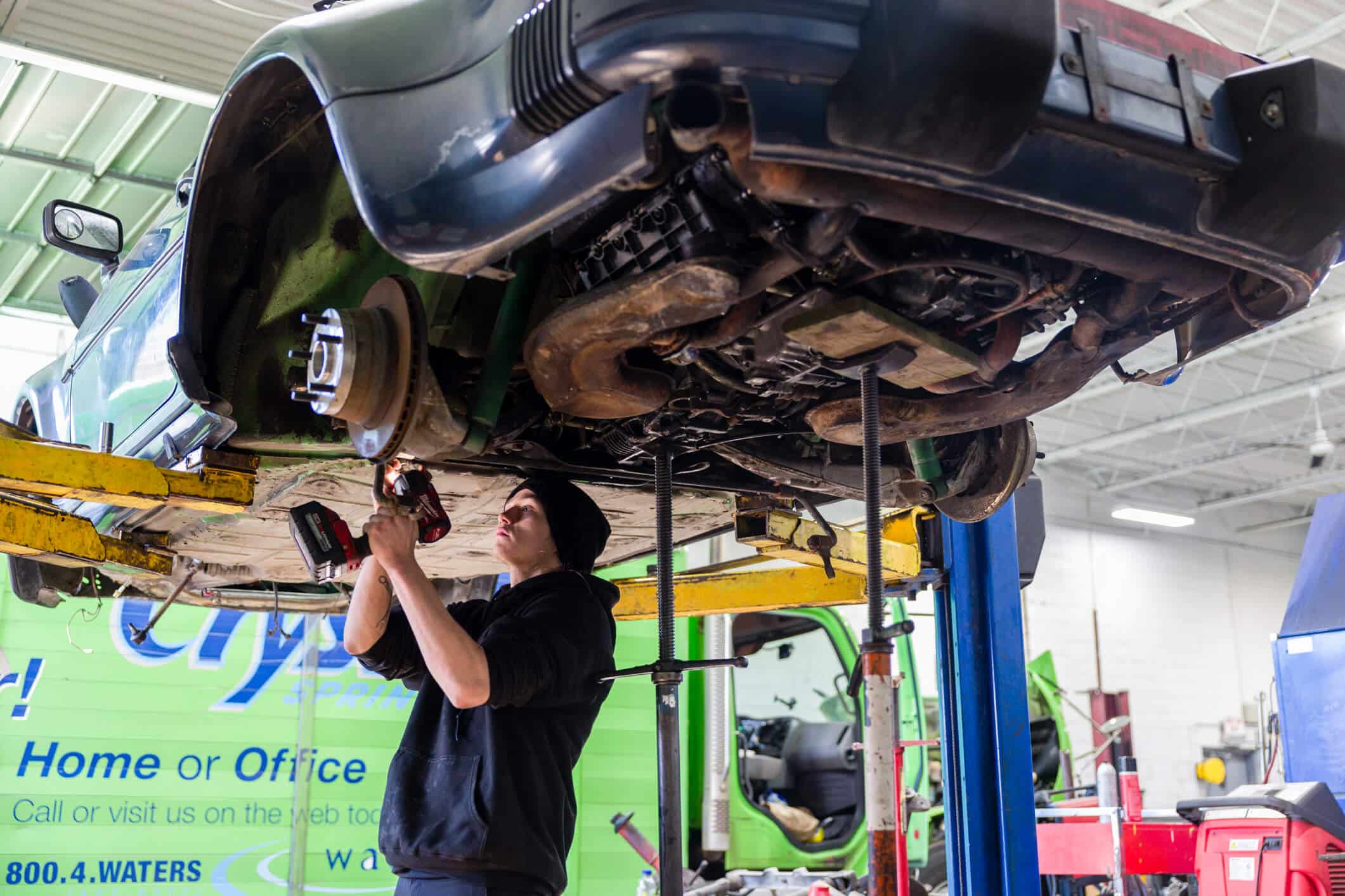 mechanic-car-exhaust-repair-farmingdale-ny